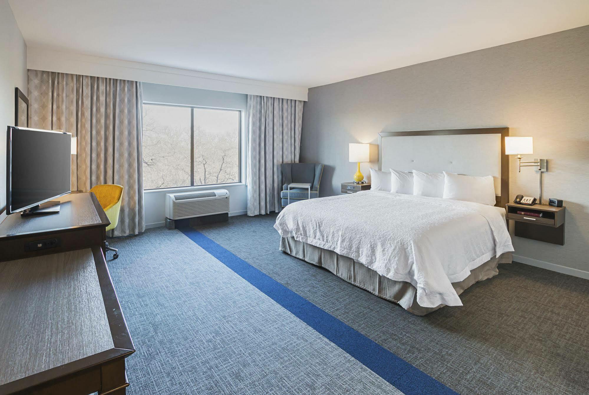 Hampton Inn&suites-dallas/richardson 3*