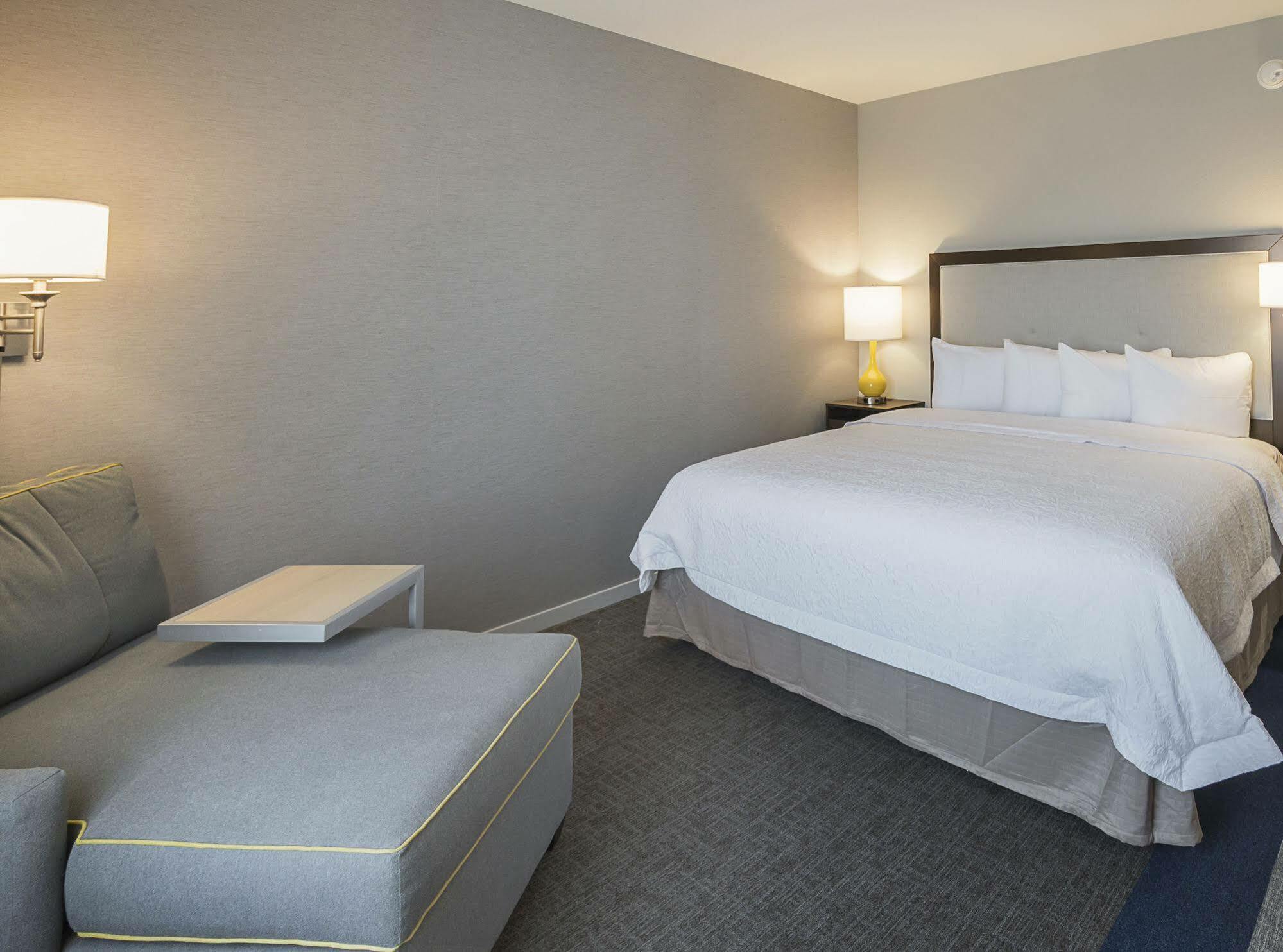 Hampton Inn&suites-dallas/richardson Hotel